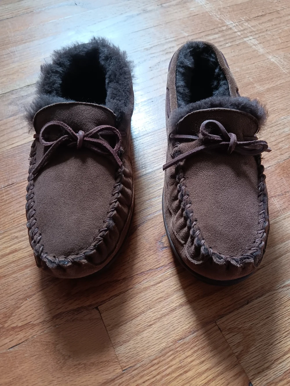 L.L. Bean Men's Wicked Good Chocolate Brown Suede Shearling Slipper Moccasins 9